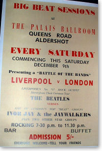 Плакат о концерте Битлз и их лондонских соперников