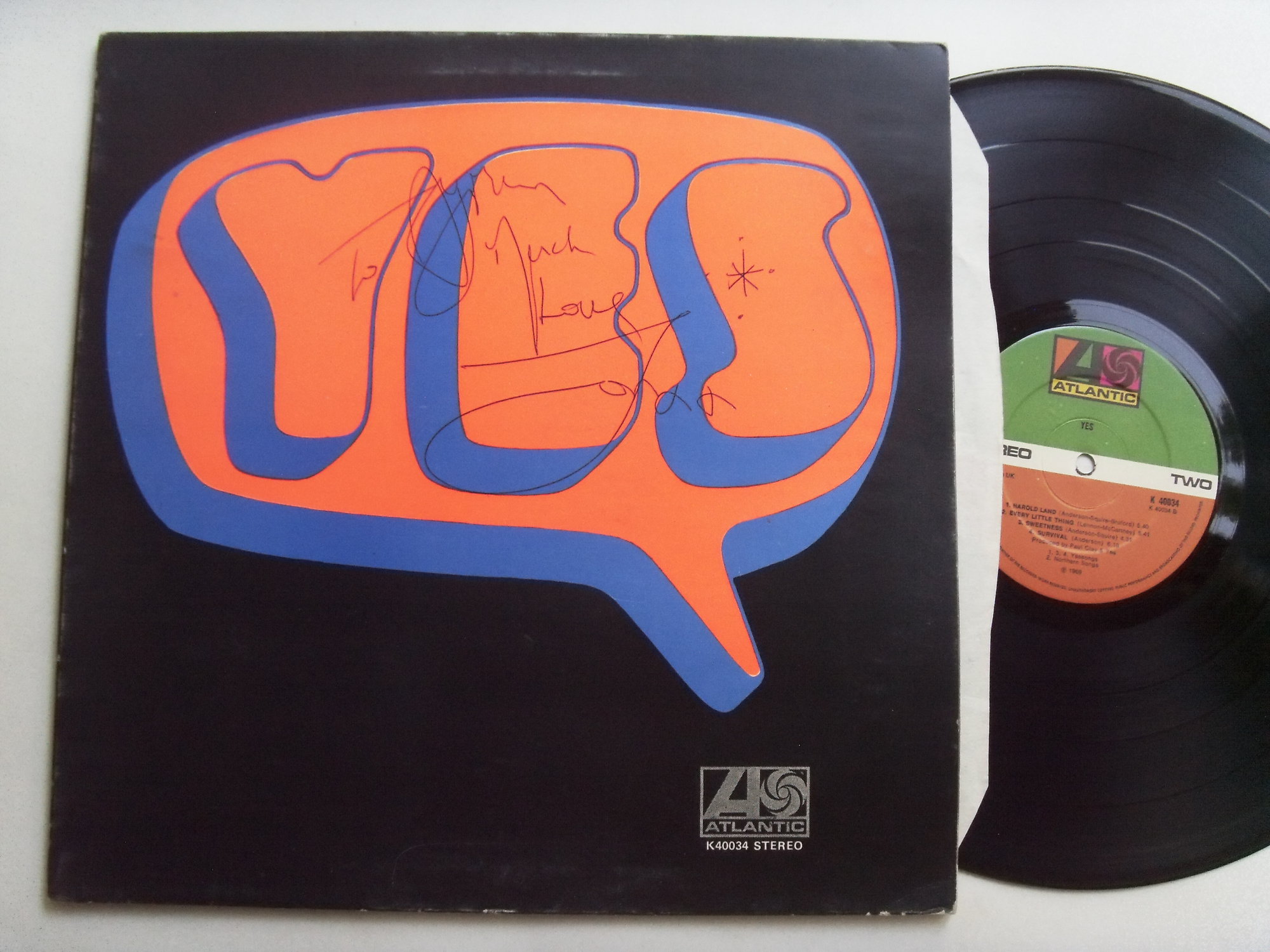 YES Yes AUTOGRAPHED 2 YES Yes AUTOGRAPHED 2