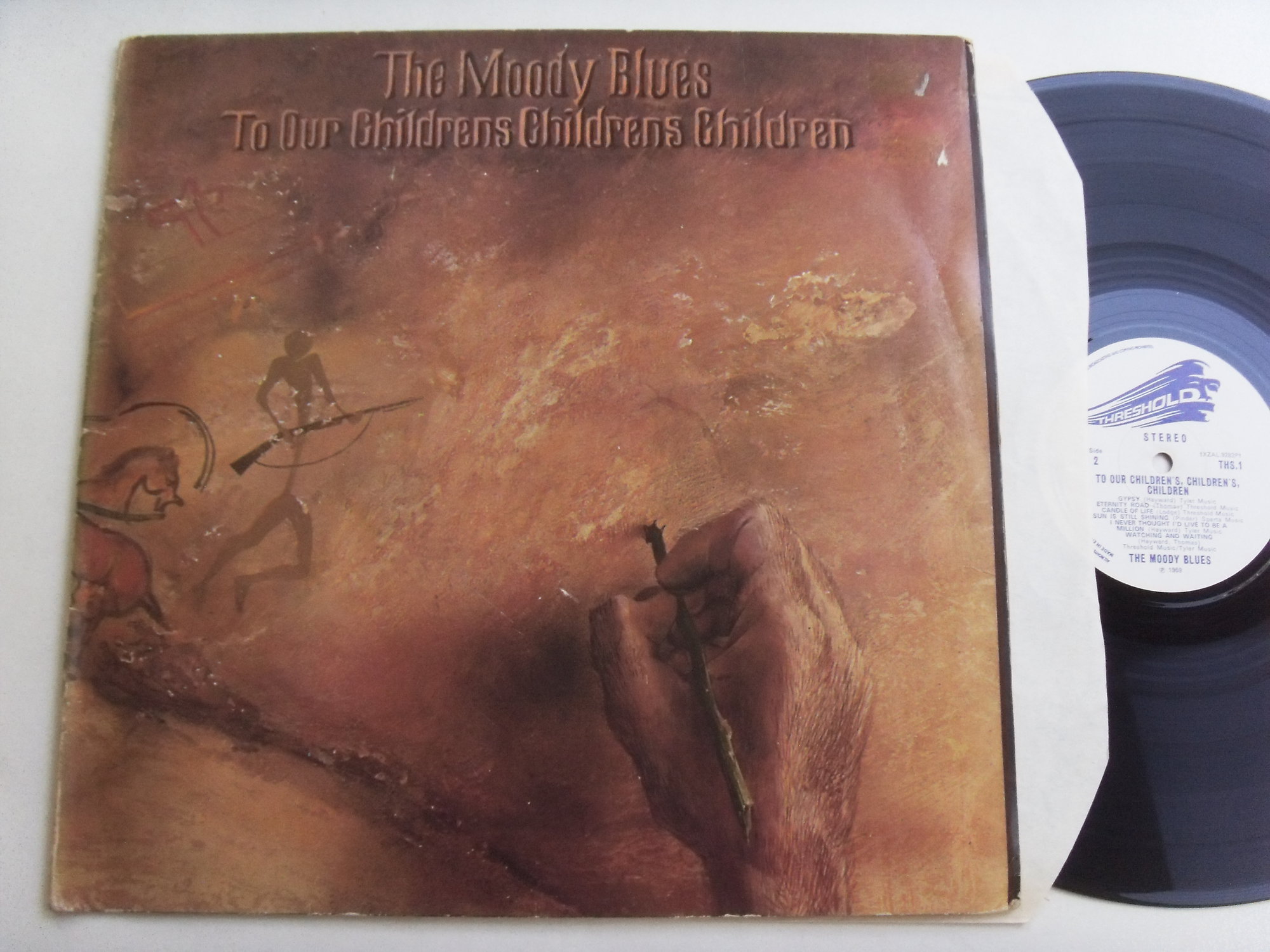 THE MOODY BLUES To our Childrens Childrens Children 2 THE MOODY BLUES To our Childrens Childrens Children 2