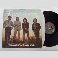 nw000484 (THE DOORS — Waiting for the Sun)