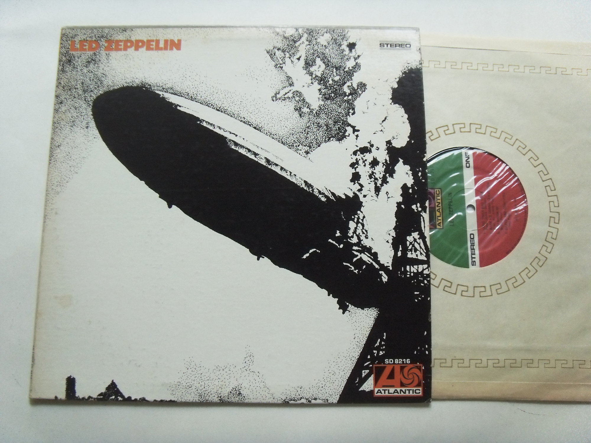 LED ZEPPELIN Led Zeppelin