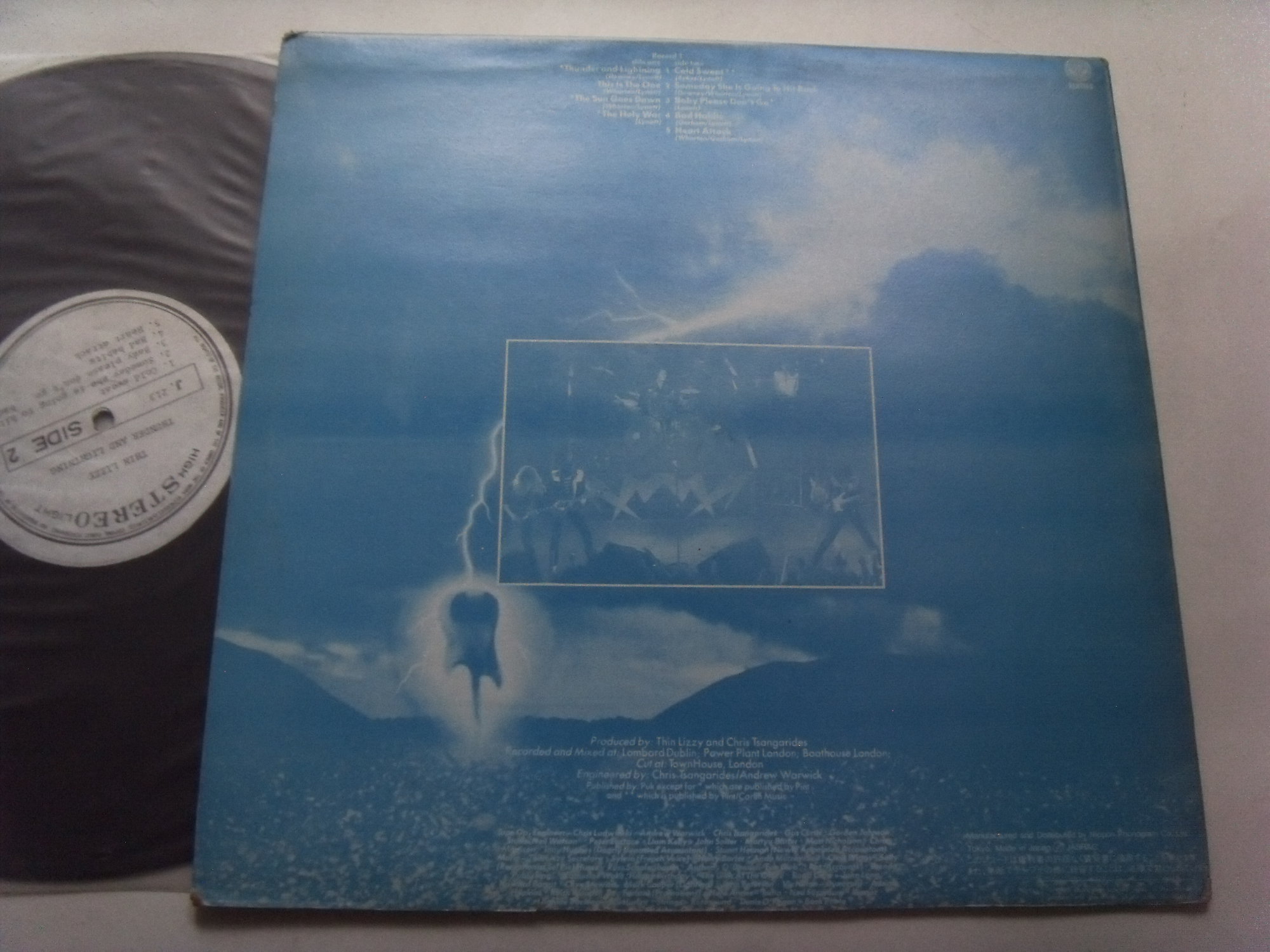THIN LIZZY Thunder and lightning 2 THIN LIZZY Thunder and lightning 2