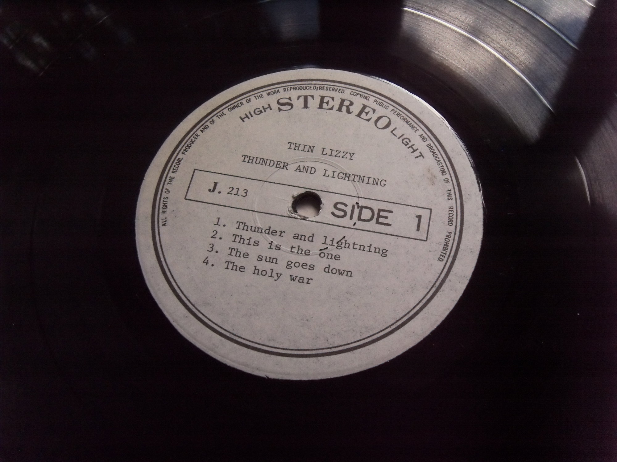 THIN LIZZY Thunder and lightning 2 THIN LIZZY Thunder and lightning 2