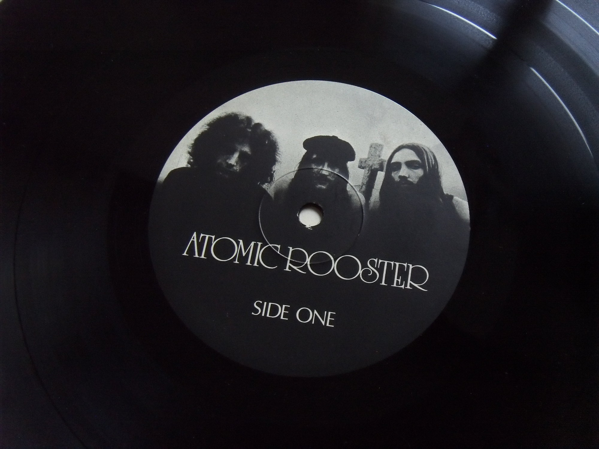 ATOMIC ROOSTER Death Walks Behind You 2 ATOMIC ROOSTER Death Walks Behind You 2