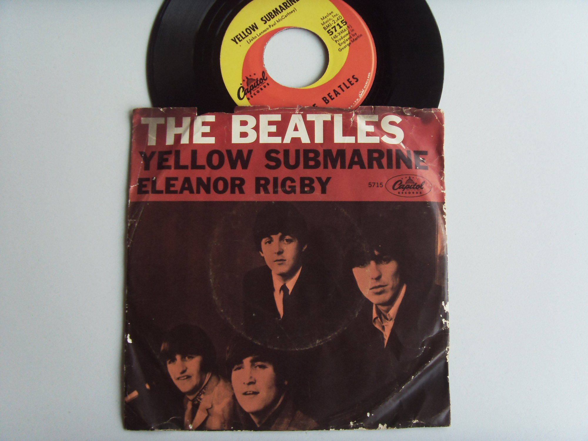 THE BEATLES Yellow Submarine / Eleanor Rigby 2 THE BEATLES Yellow Submarine / Eleanor Rigby 2