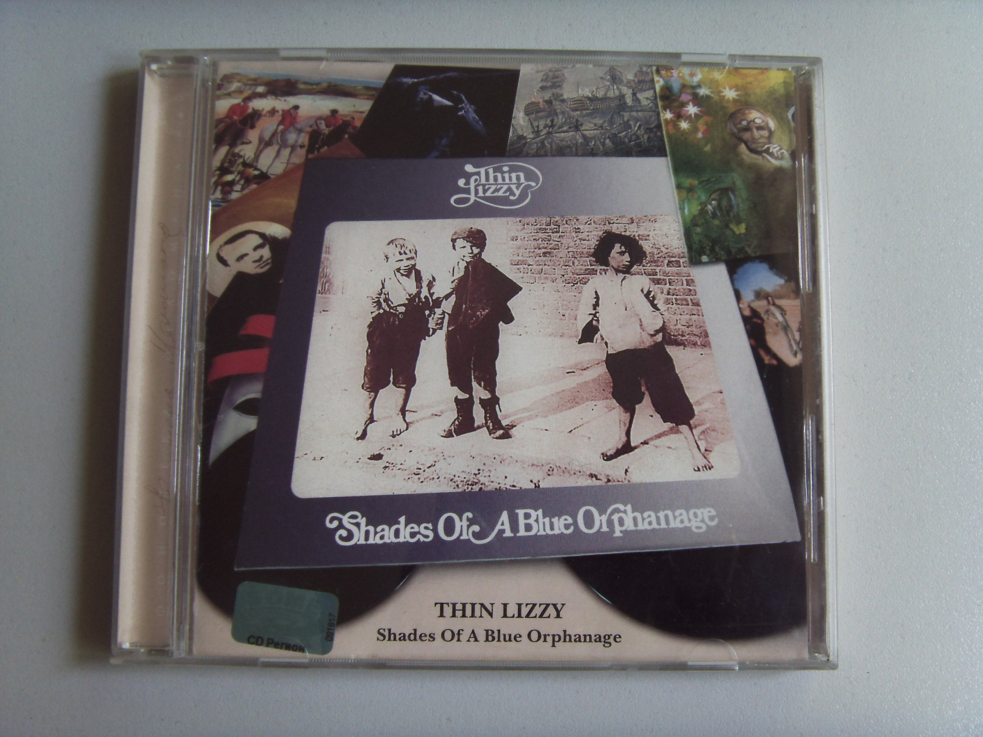THIN LIZZY Shades of a blue orphanage 2 THIN LIZZY Shades of a blue orphanage 2