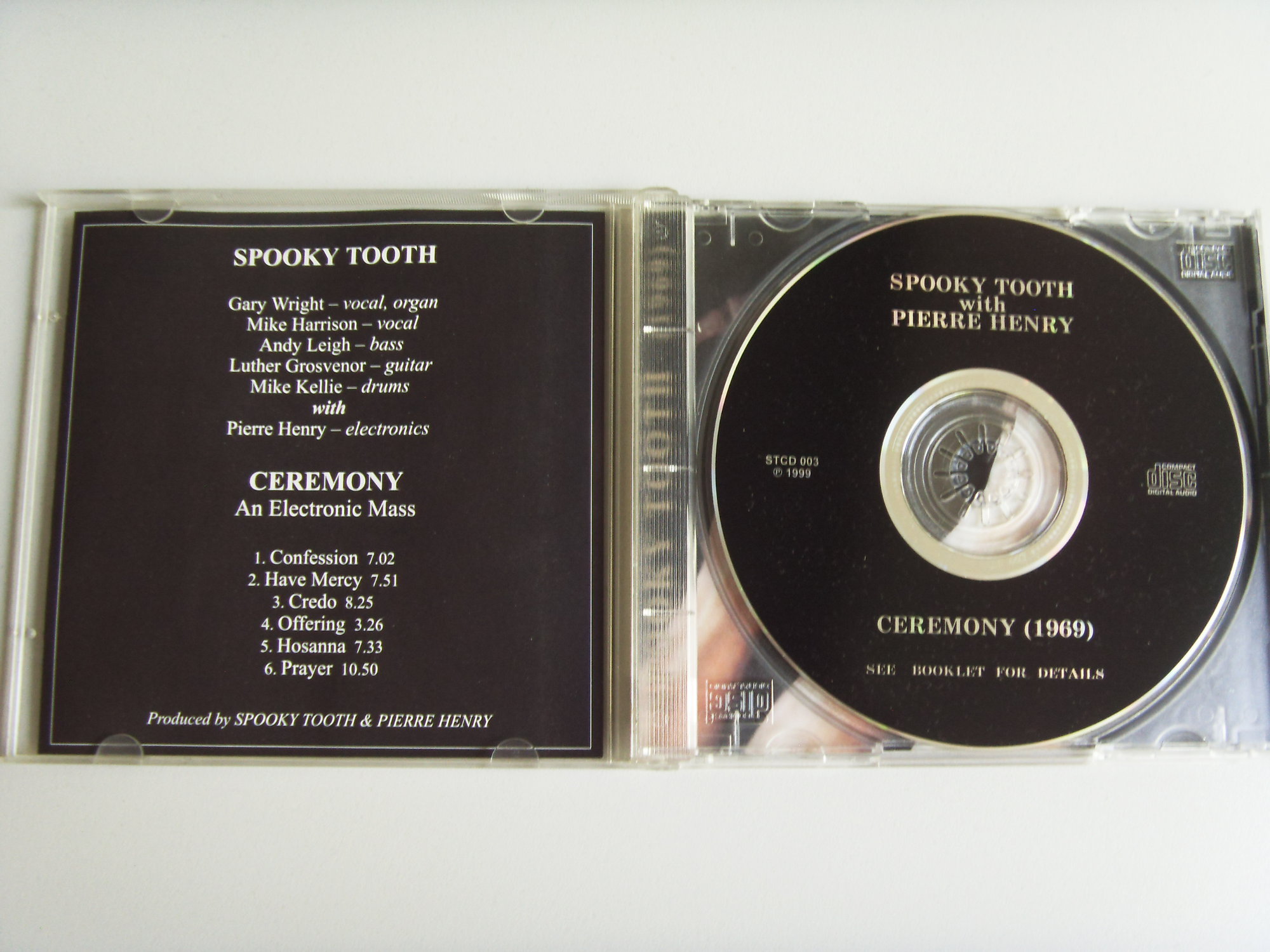 SPOOKY TOOTH with Pierre HENRY Ceremony 2 SPOOKY TOOTH with Pierre HENRY Ceremony 2