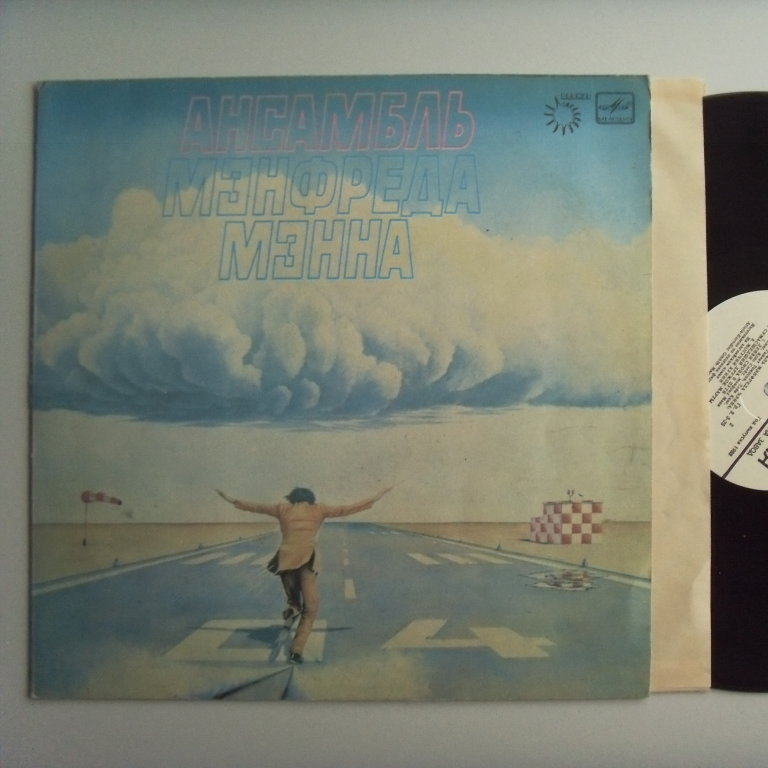 w08115 (MANFRED MANN'S EARTH BAND — Ансамбль Манфреда Мэнна)