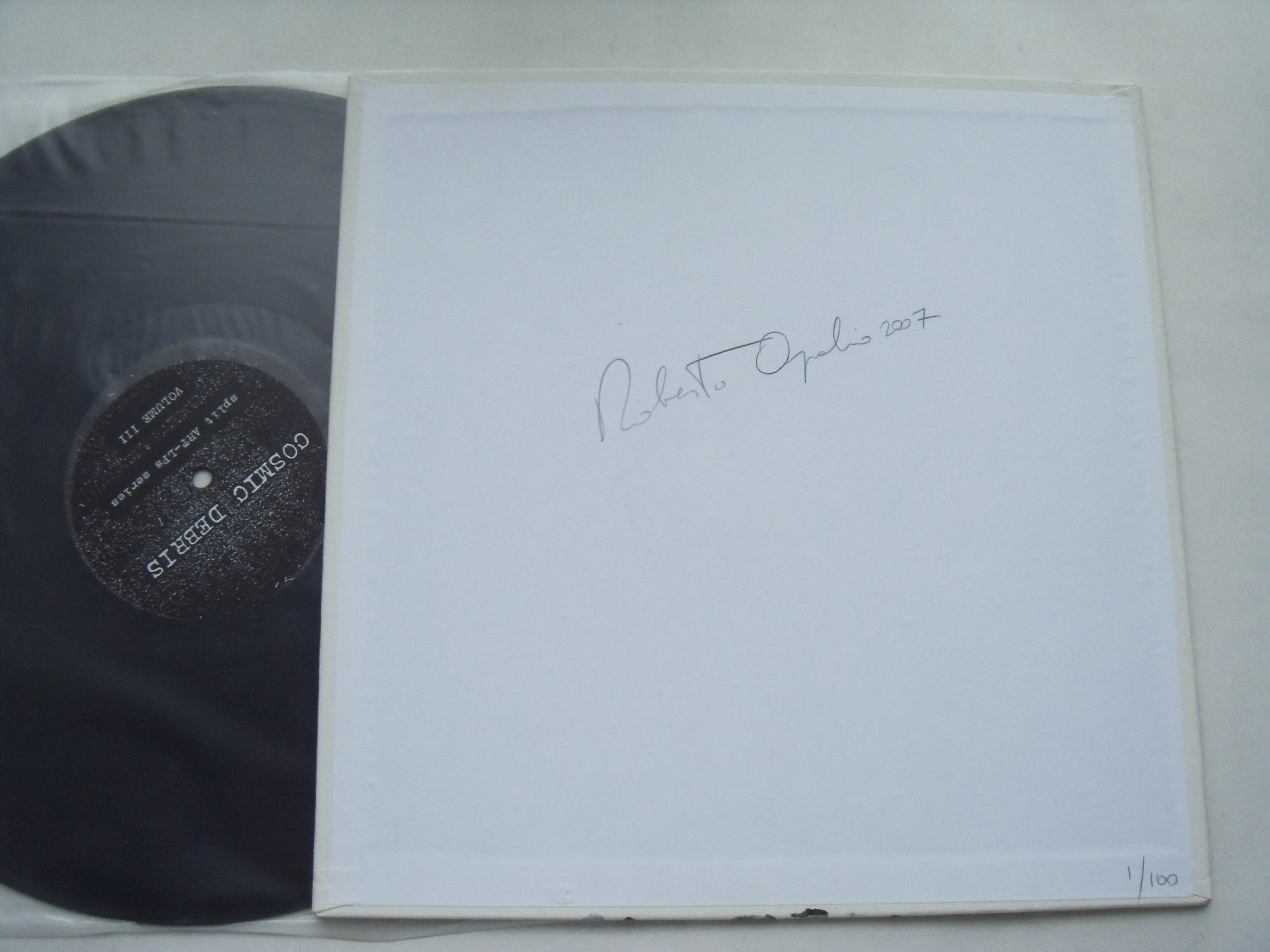 Keiji HAINO / My cat is an Alien Cosmic Debris 2 Keiji HAINO / My cat is an Alien Cosmic Debris 2