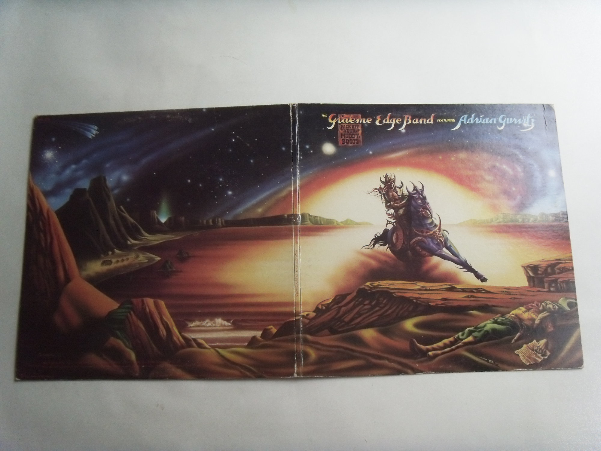 Graeme EDGE BAND featuring Adrian GURVITZ Kick off your muddy boots 2 Graeme EDGE BAND featuring Adrian GURVITZ Kick off your muddy boots 2