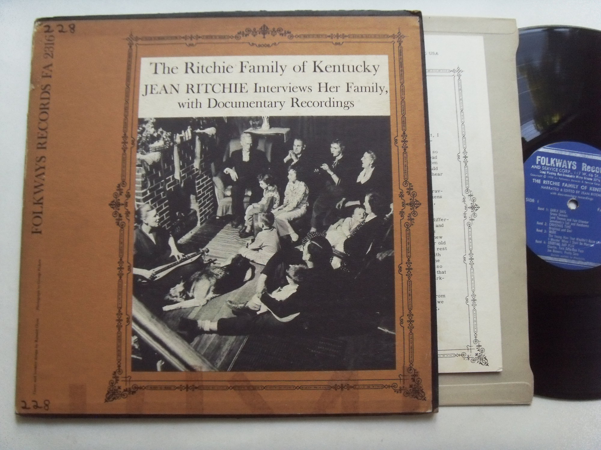 Jean RITCHIE The Ritchie Family of Kentucky 2 Jean RITCHIE The Ritchie Family of Kentucky 2