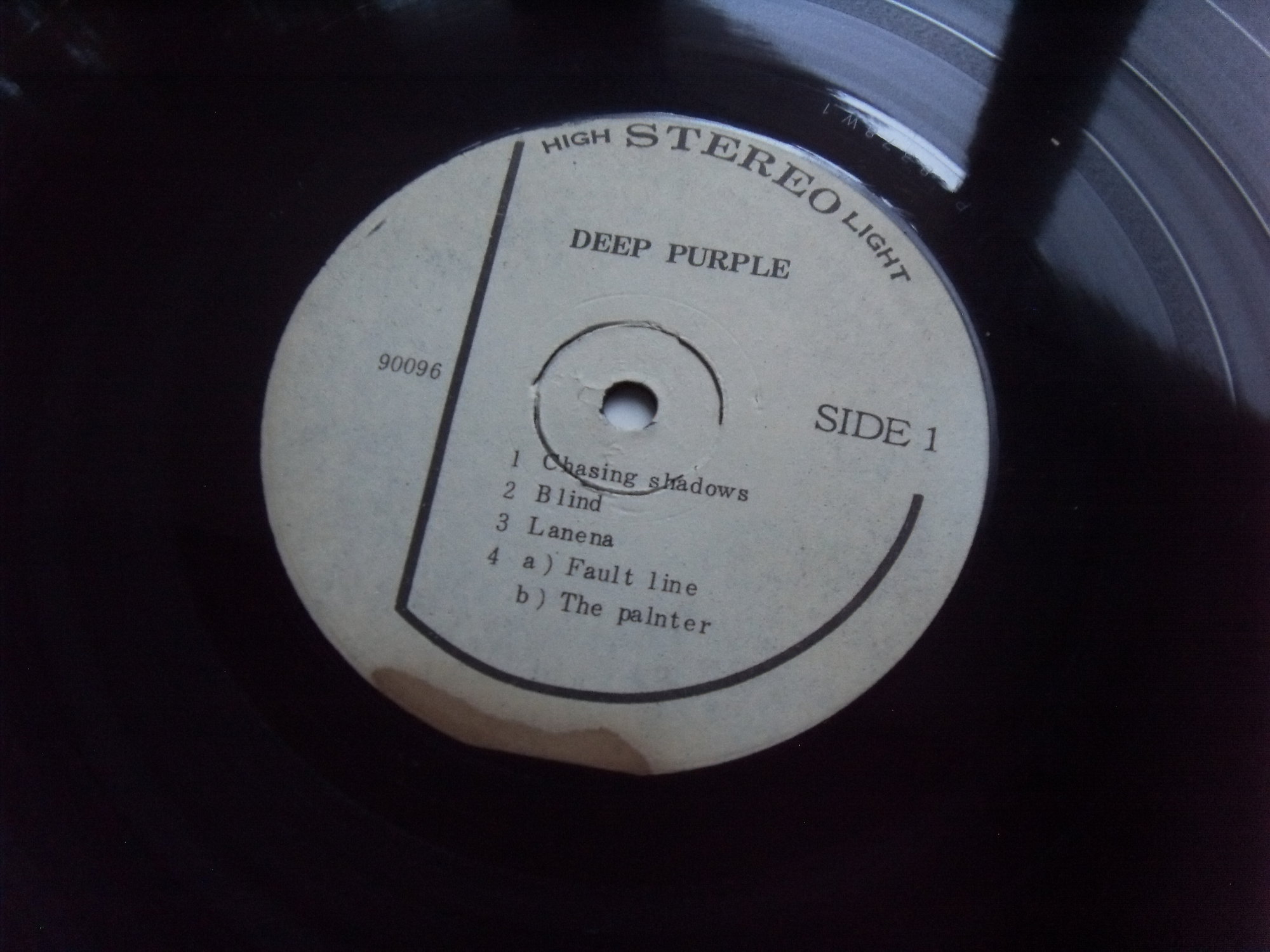 DEEP PURPLE Lalena April 2 DEEP PURPLE Lalena April 2