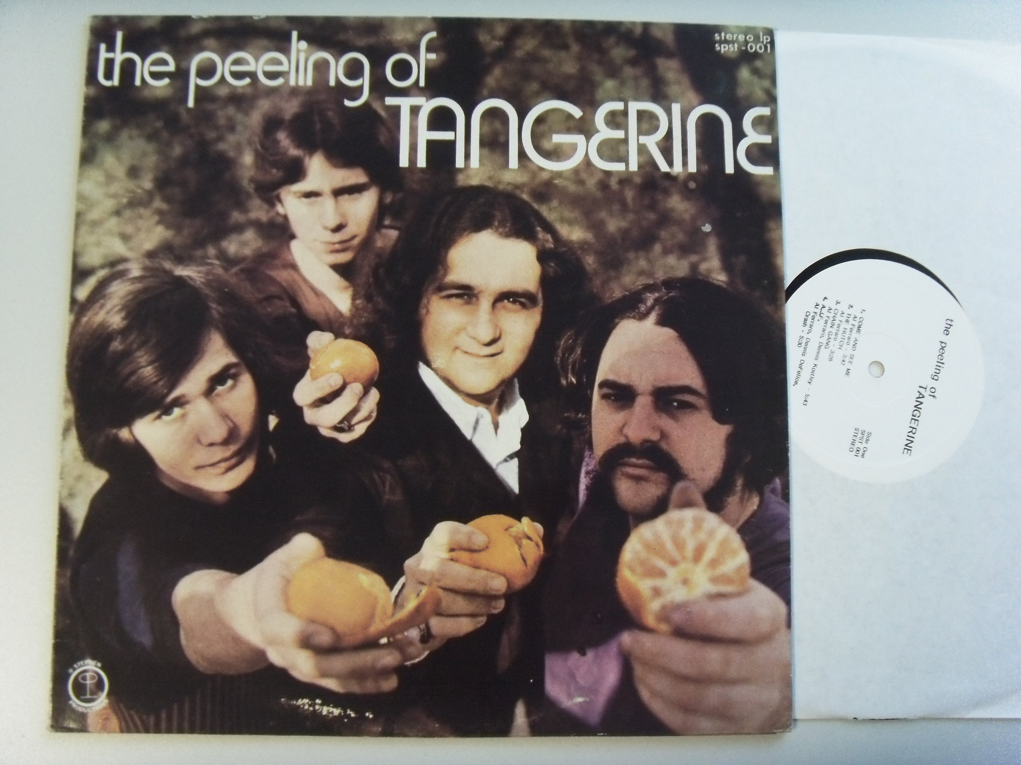TANGERINE The peeling of Tangerine 2 TANGERINE The peeling of Tangerine 2