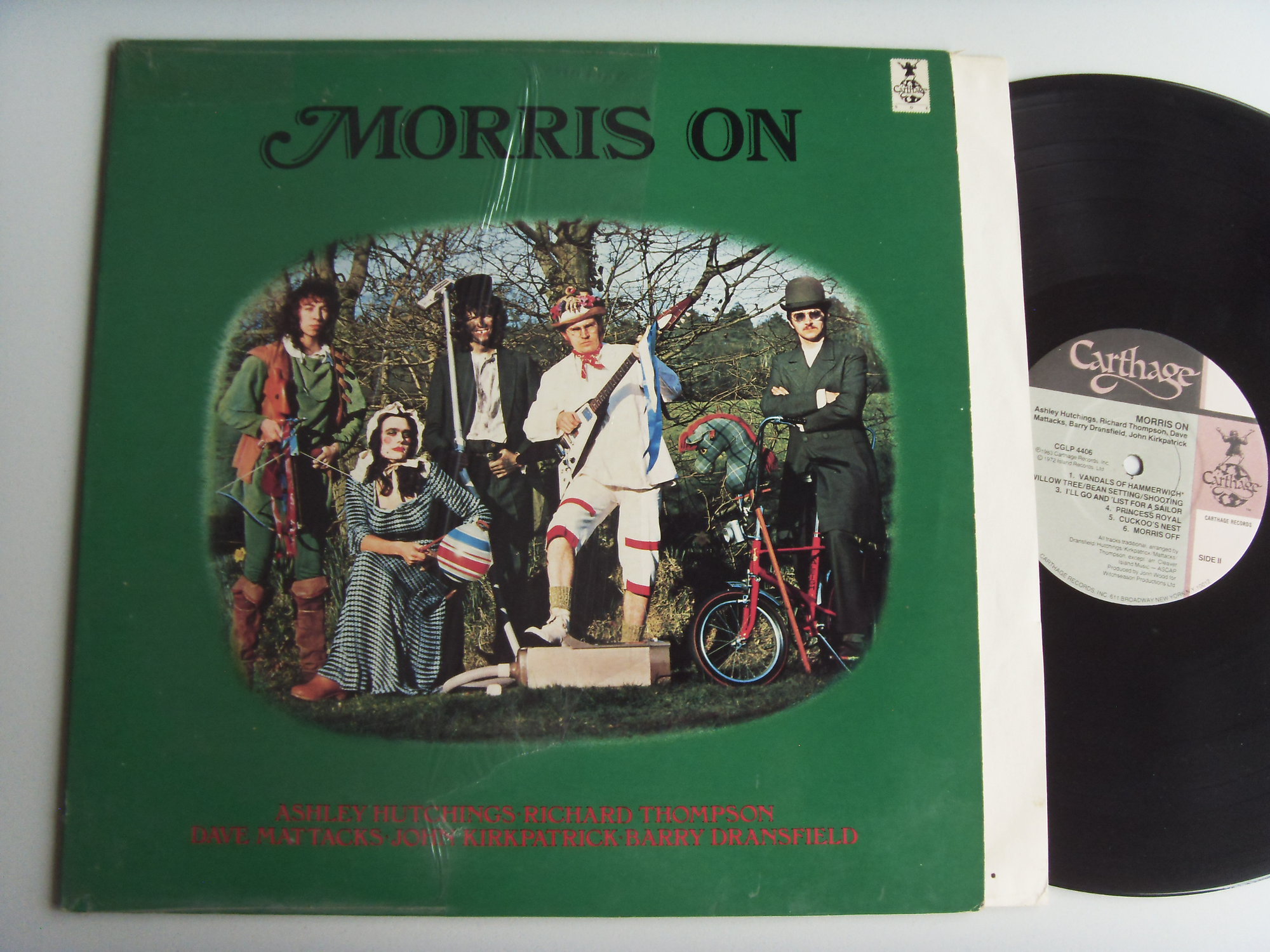 Ashley HUTCHINGS, Dave MATTACKS, Barry DRANSFIELD, Richard THOMPSON, John KIRKPATRICK Morris on (Fairport Convention, Steeleye Span) 2 Ashley HUTCHINGS, Dave MATTACKS, Barry DRANSFIELD, Richard THOMPSON, John KIRKPATRICK Morris on (Fairport Convention, Steeleye Span) 2