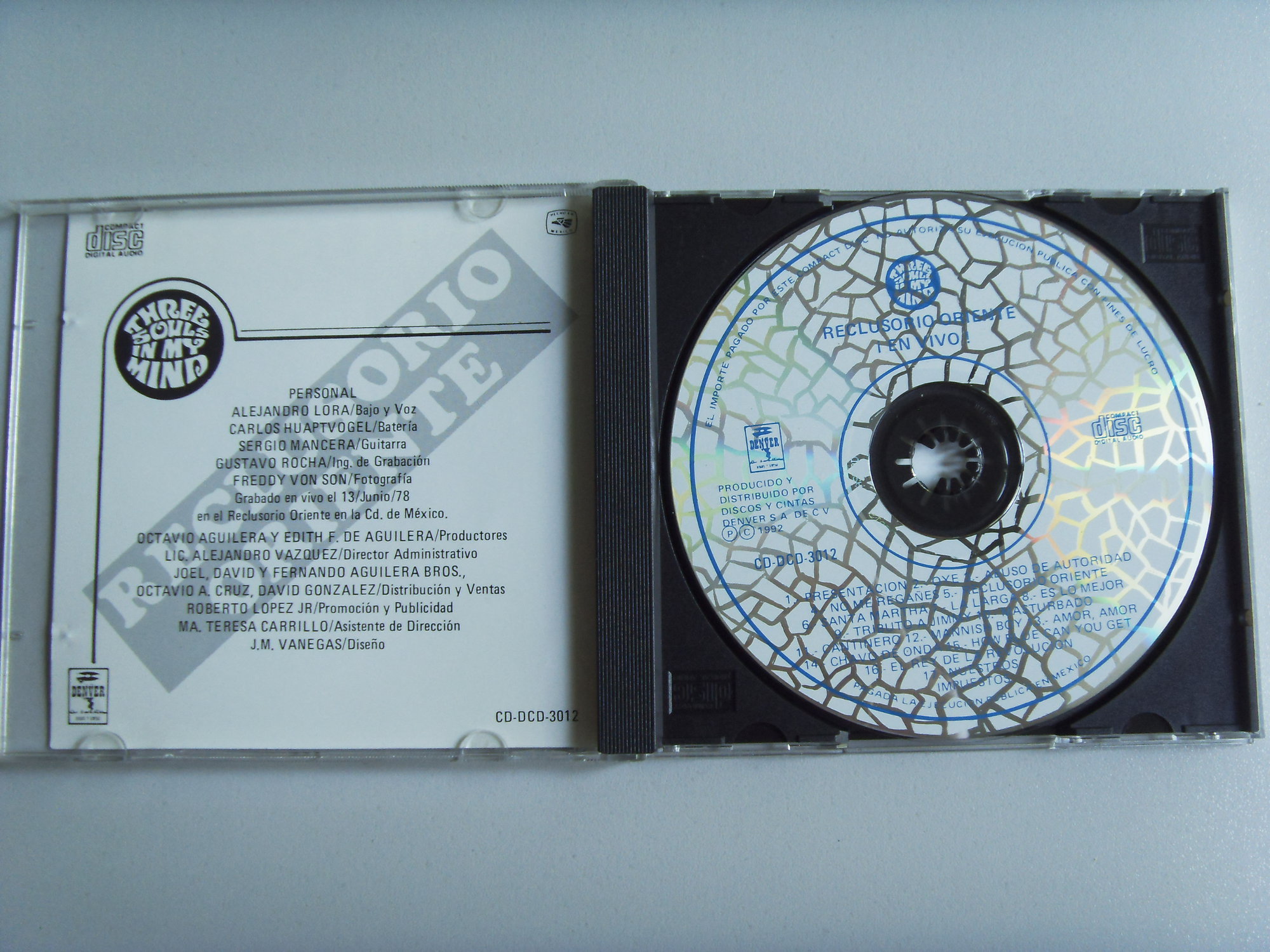 THREE SOULS IN MY MIND Reclusorio oriente en vivo! 2LP 2 THREE SOULS IN MY MIND Reclusorio oriente en vivo! 2LP 2