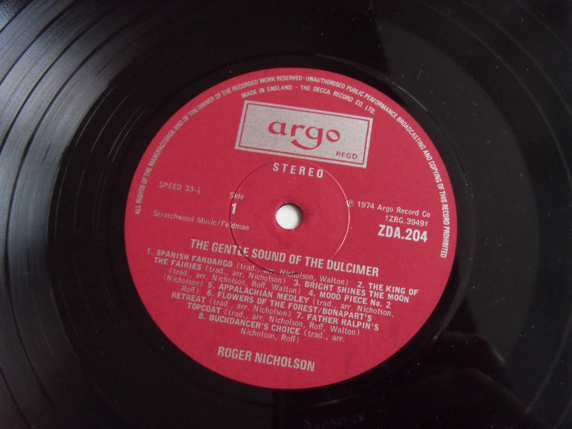 Roger NICHOLSON The Gentle Sound of the Dulcimer 2 Roger NICHOLSON The Gentle Sound of the Dulcimer 2