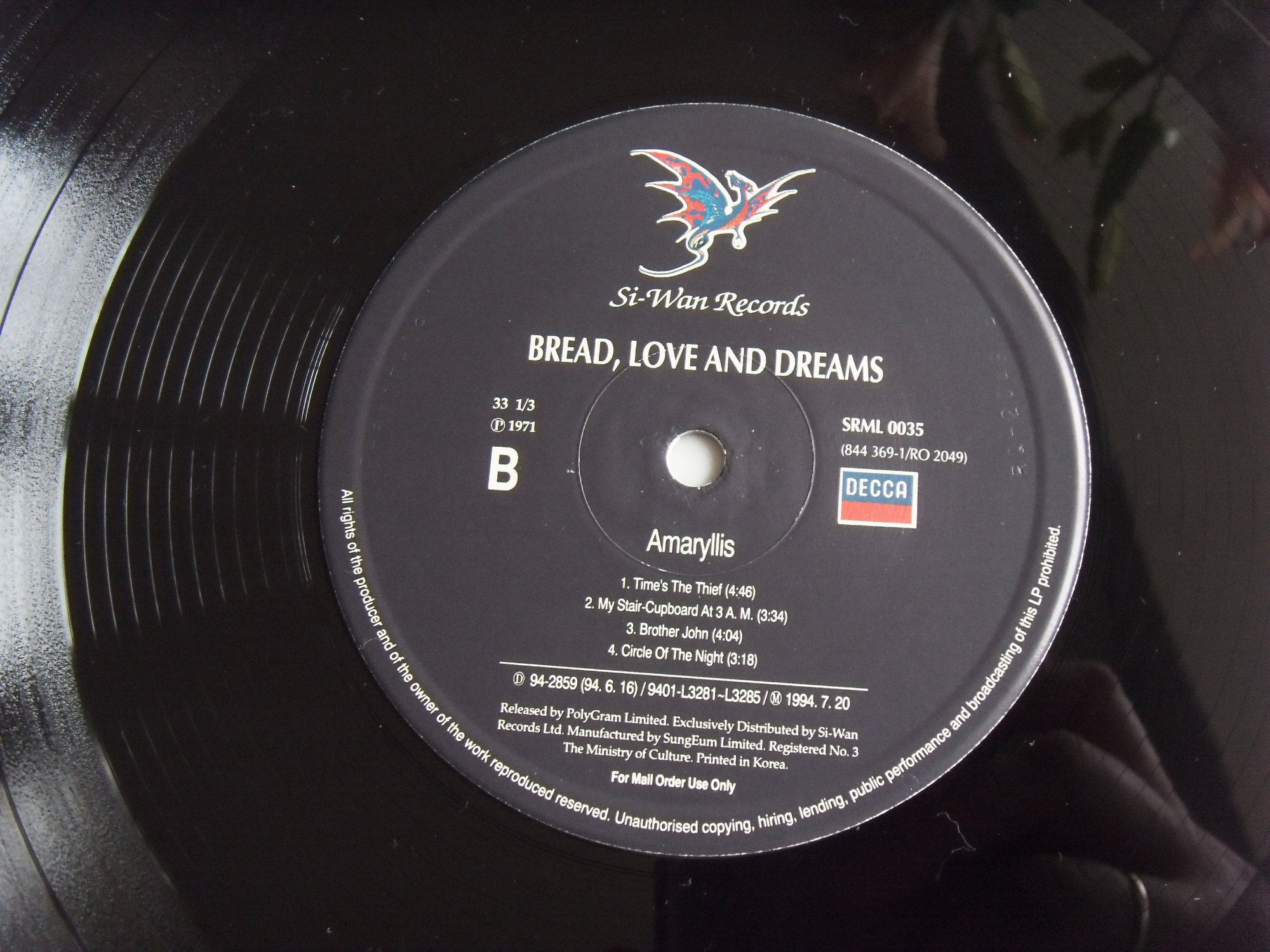 AMARYLLIS Bread, love and dreams 2 AMARYLLIS Bread, love and dreams 2