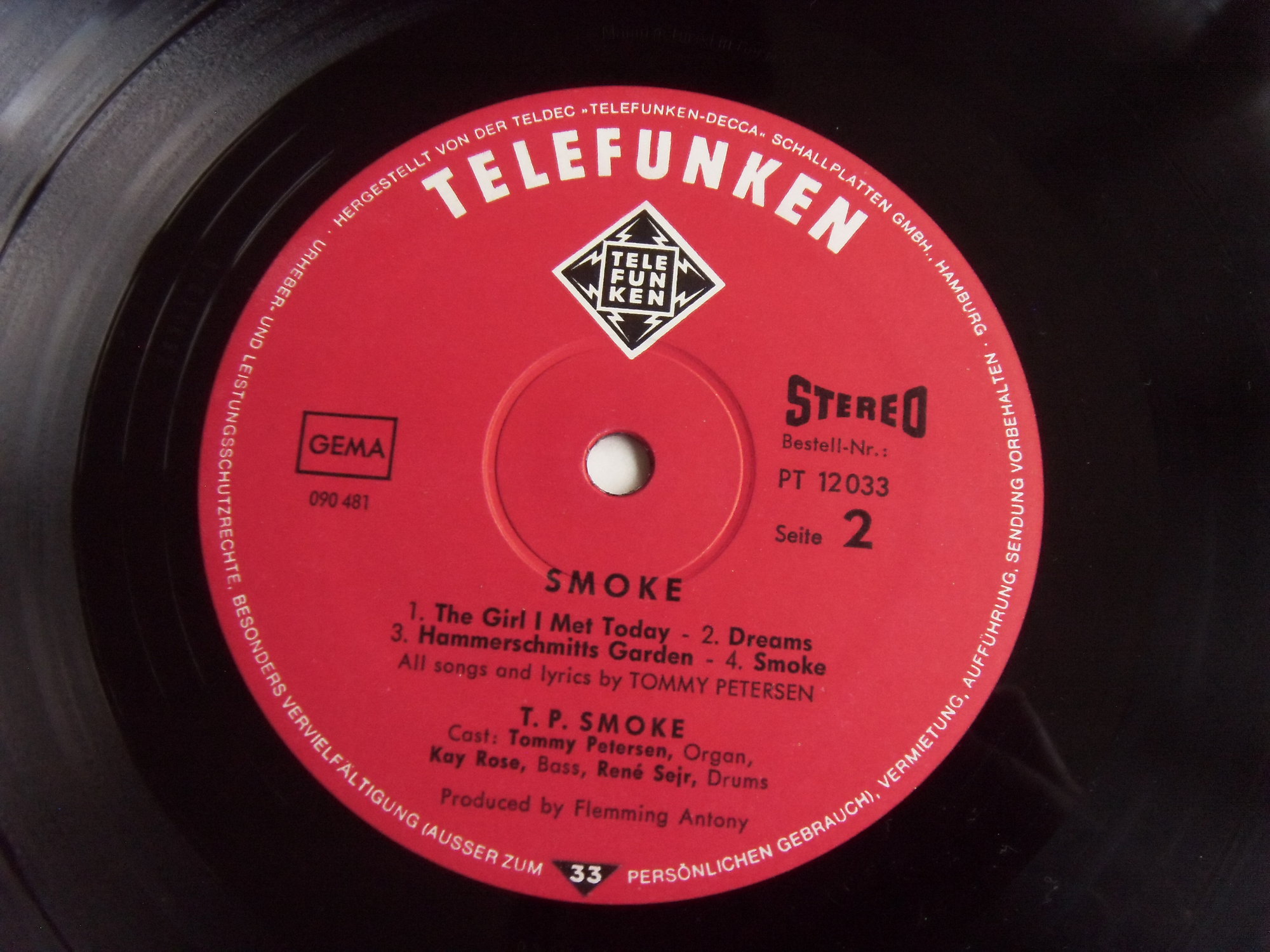 T.P.SMOKE T.P.Smoke 2 T.P.SMOKE T.P.Smoke 2