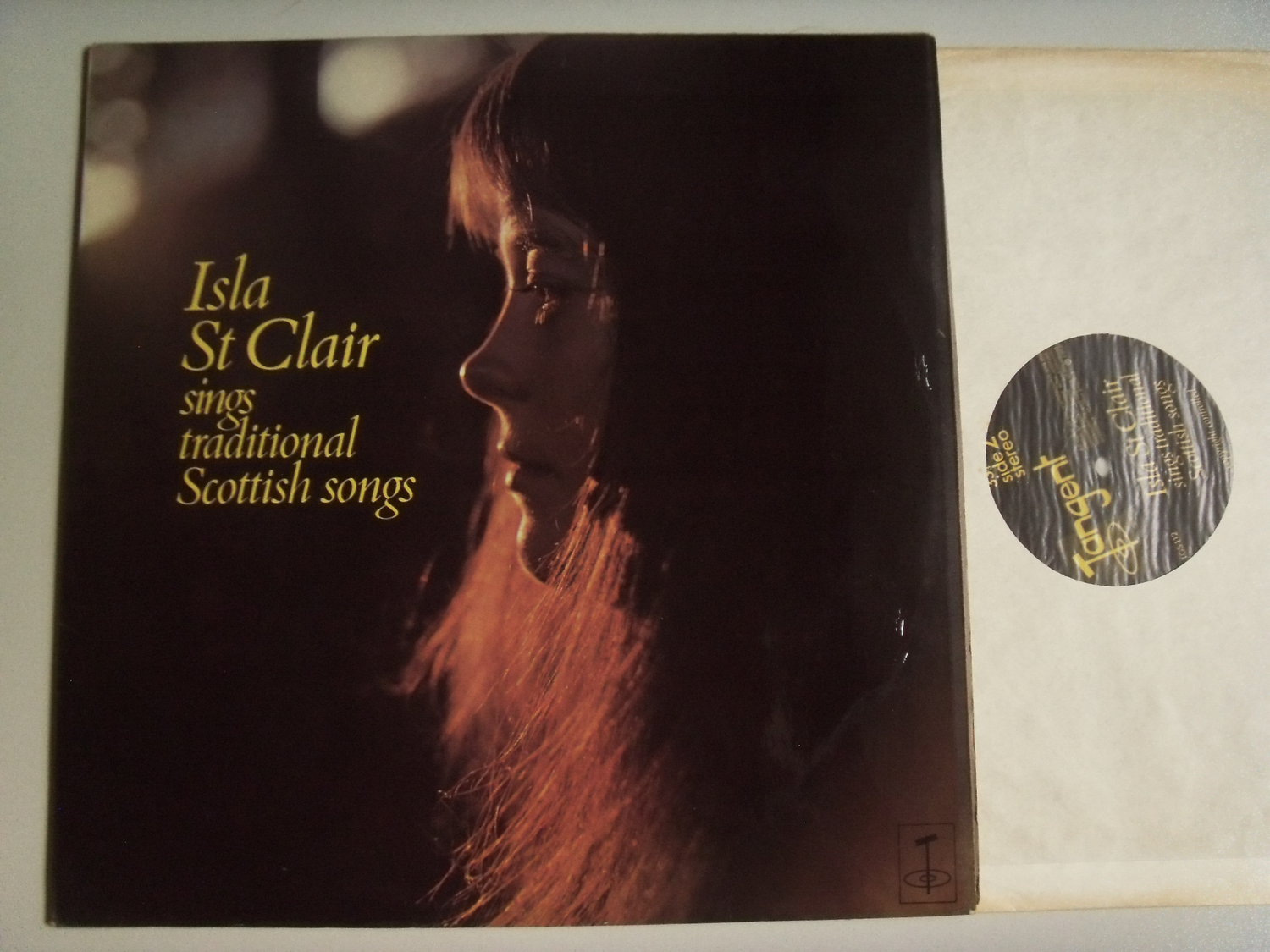 Isla St CLAIR Sings traditional Scottish songs 2 Isla St CLAIR Sings traditional Scottish songs 2