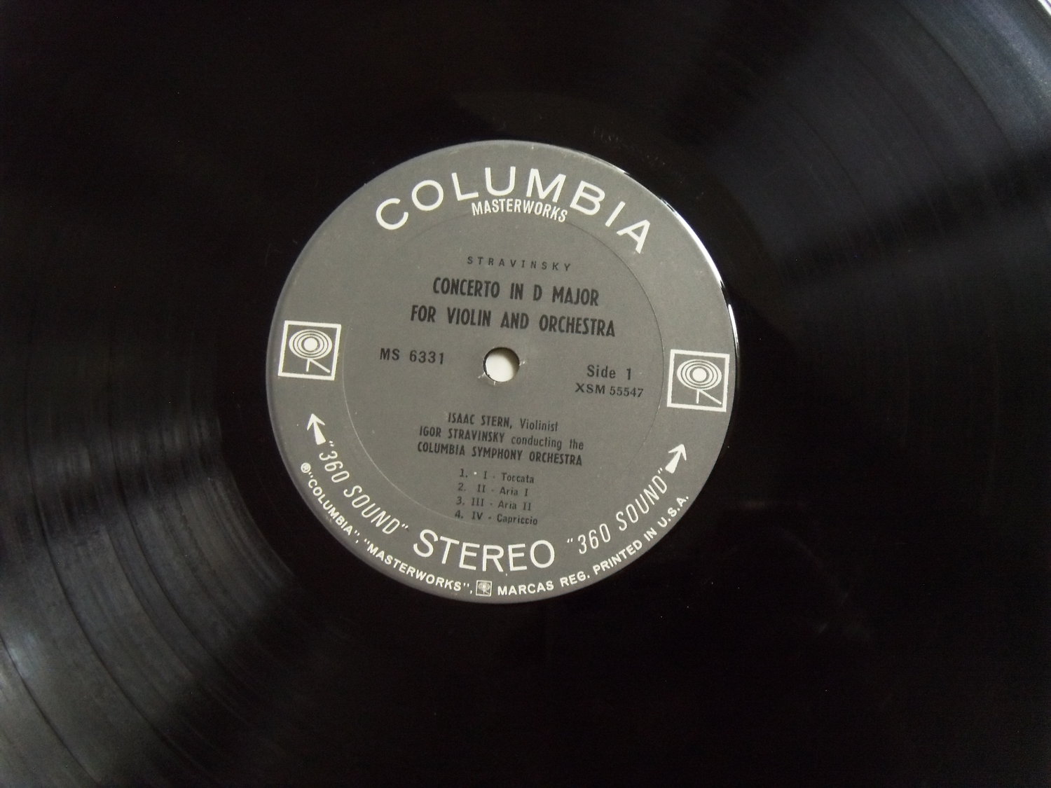 Isaac STERN, conductor STRAVINSKY Stravinsky Violin concerto in D, Symphony in Three Movements. 2 Isaac STERN, conductor STRAVINSKY Stravinsky Violin concerto in D, Symphony in Three Movements. 2