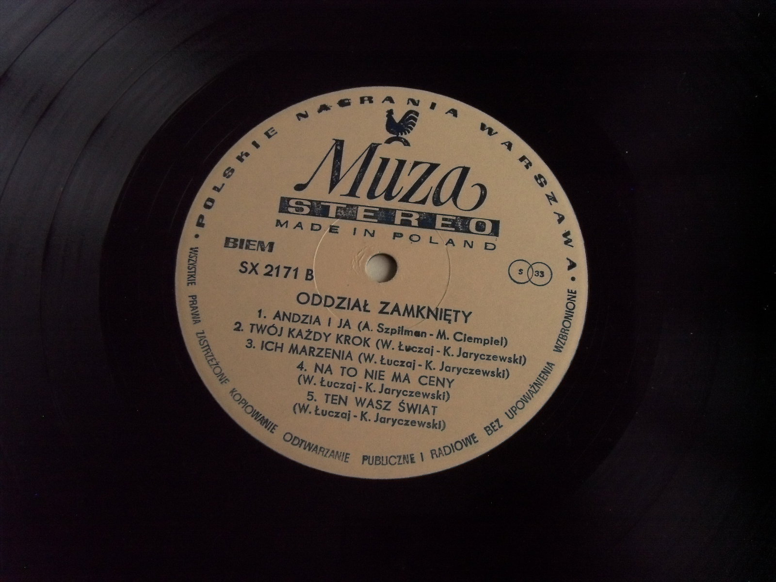ODDZIAL ZAMKNIETY Oddzial Zamkniety 2 ODDZIAL ZAMKNIETY Oddzial Zamkniety 2