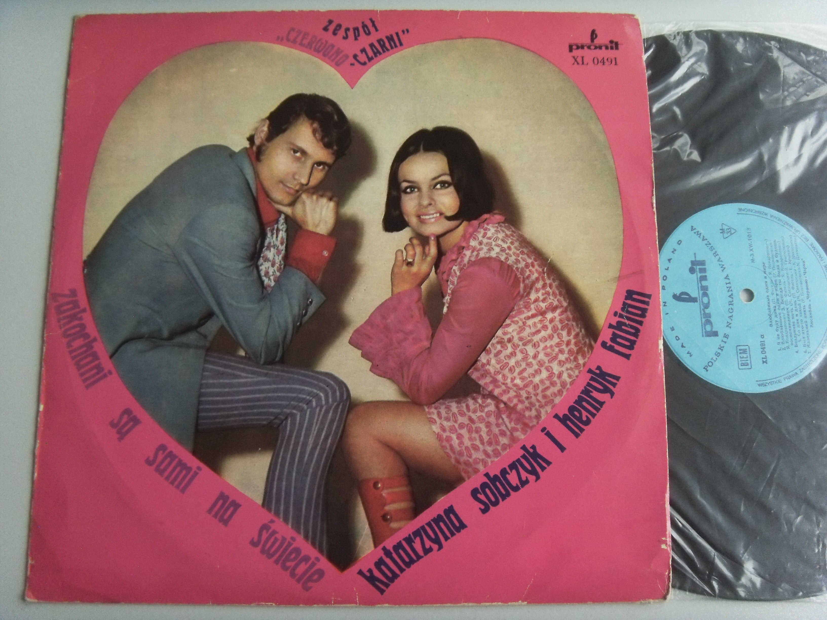 CZERWONO-CZARNI with Katarzyna Sobczyk I Henryk Fabian Zakochani sa sami na swiecie 1968 2 CZERWONO-CZARNI with Katarzyna Sobczyk I Henryk Fabian Zakochani sa sami na swiecie 1968 2