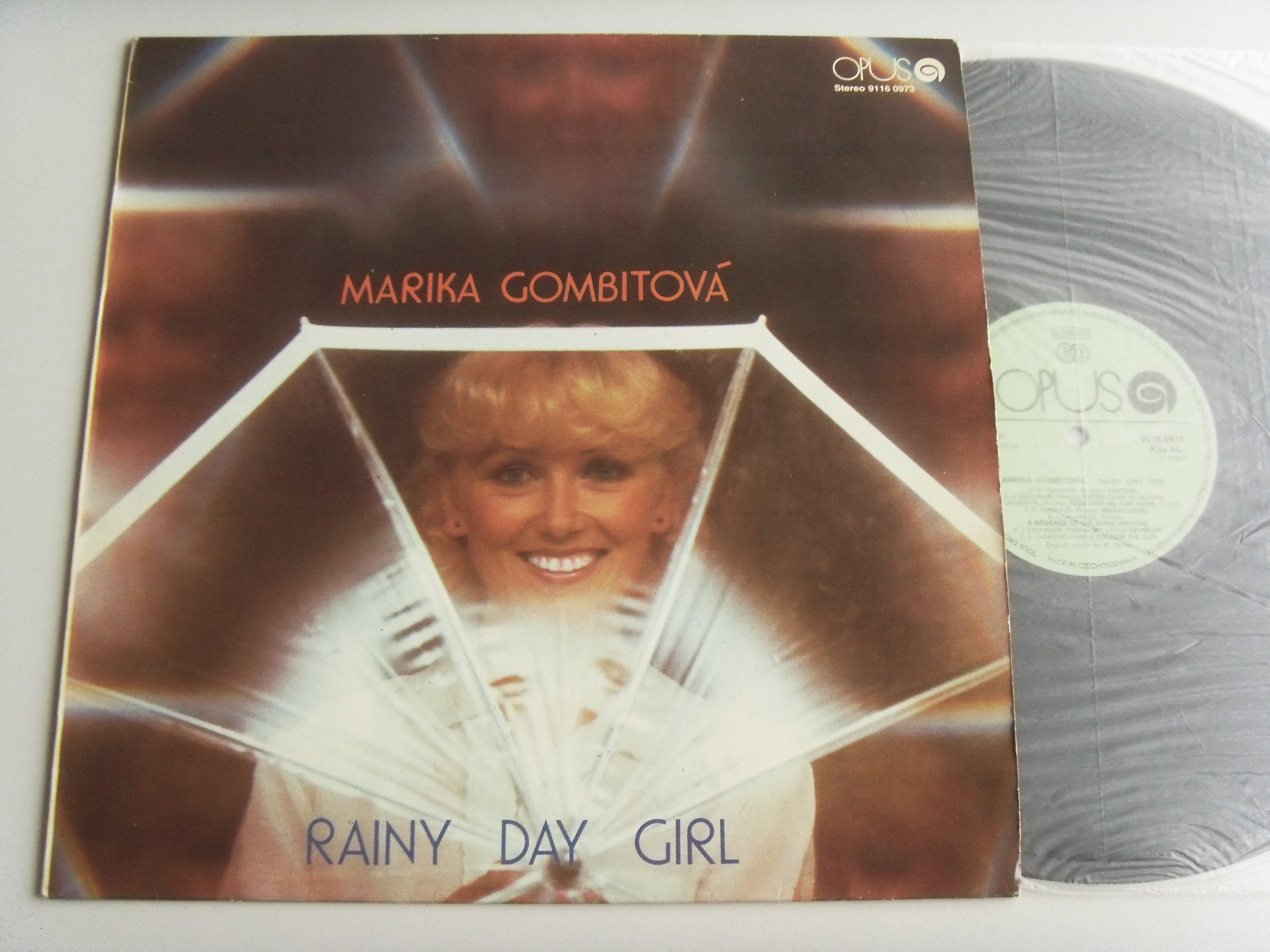 Marika GOMBITOVA Rainy day girl 2 Marika GOMBITOVA Rainy day girl 2