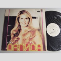w09374 (Dalida — Поет Далида)